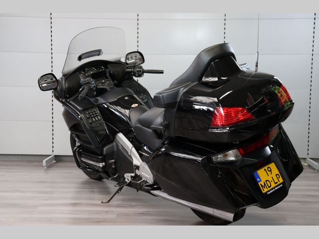 honda - gl-1800-goldwing-abs