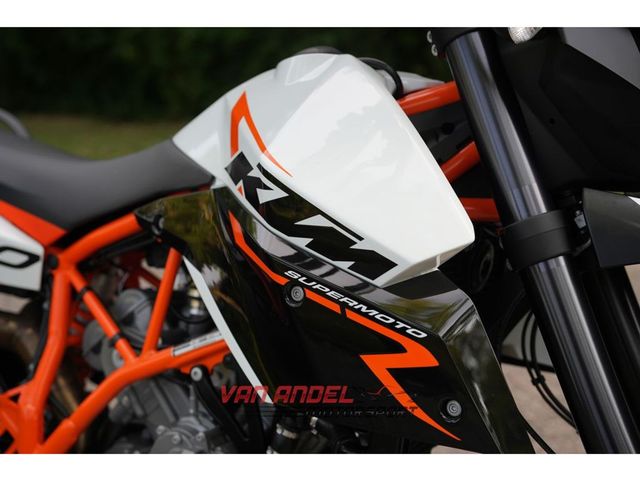 ktm - 990-supermoto-r