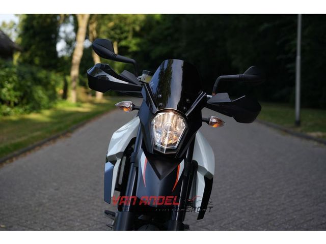ktm - 990-supermoto-r