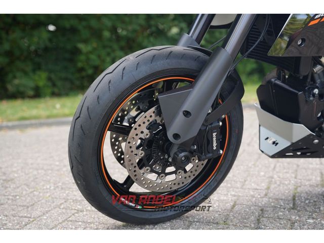 ktm - 990-supermoto-r
