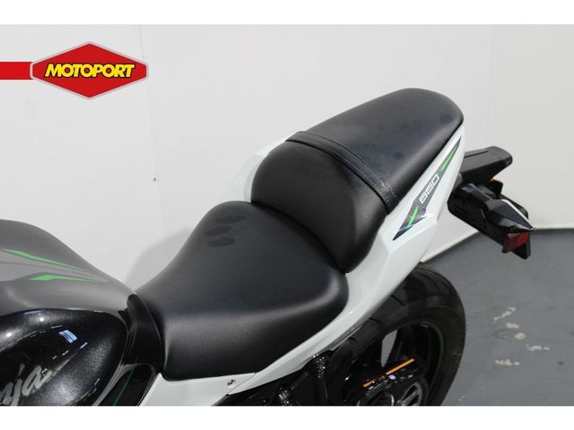 kawasaki - ninja-650