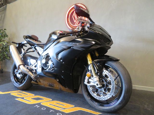 honda - cbr-1000-rr-r-fireblade-sp