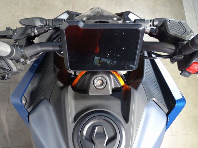 ktm - 390-duke
