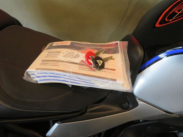 yamaha - tracer-9
