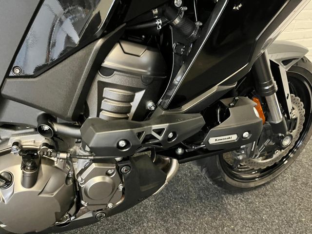 kawasaki - versys-1000-se-grand-tourer