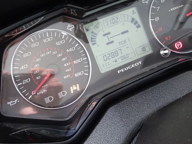 peugeot - metropolis-400