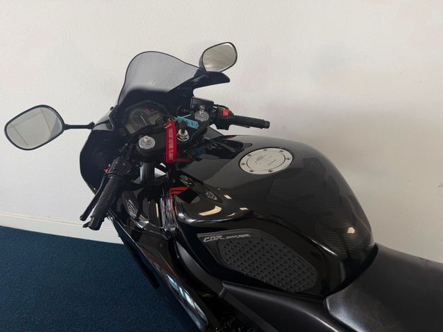 honda - cbr-600-rr