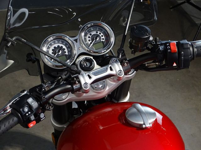 triumph - speed-twin-1200