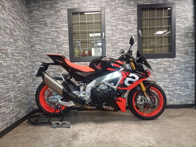 aprilia - tuono--v4-1100-factory
