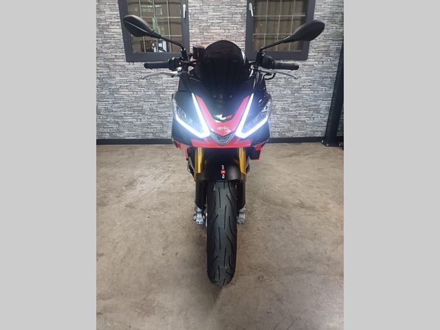 aprilia - tuono--v4-1100-factory