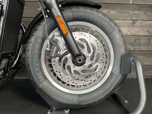 triumph - bonneville-speedmaster