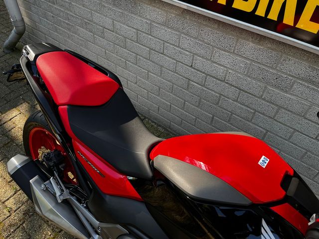 honda - nc-750-s-dct