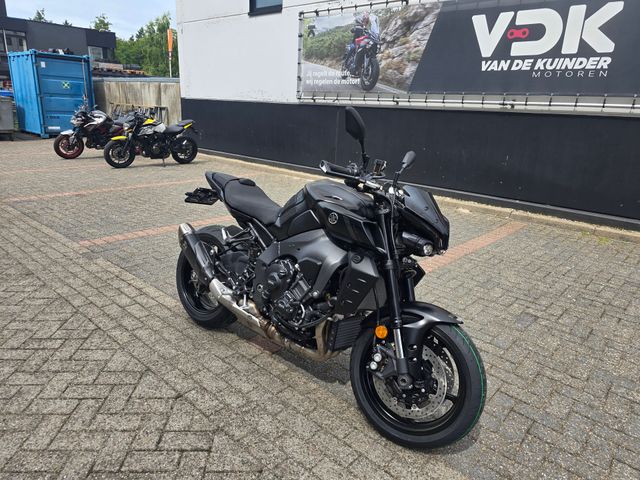 yamaha - mt-10