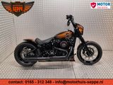 HARLEY-DAVIDSON SOFTAIL STANDARD FXSTI