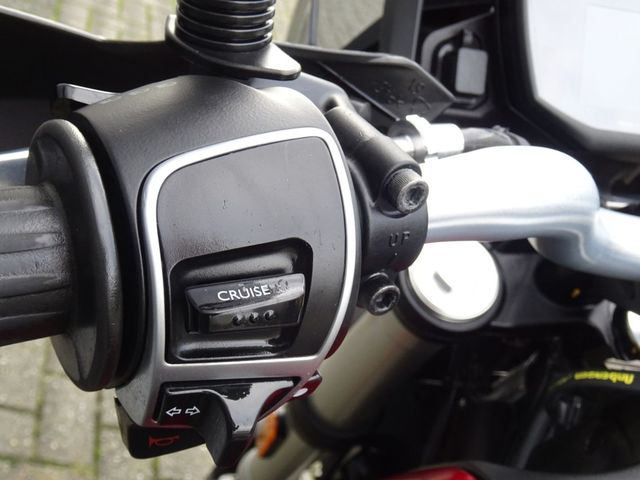 moto-guzzi - v-85-tt