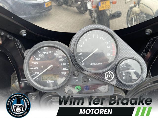 yamaha - fzs-600-fazer