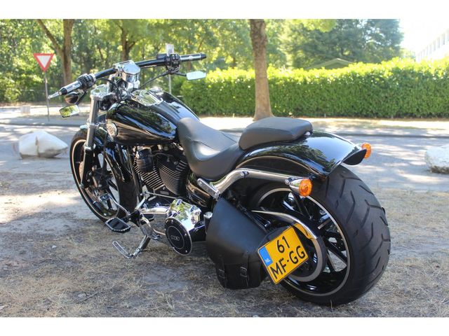 harley-davidson - breakout-fxsb