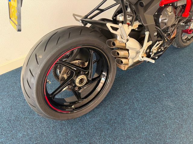 mv-agusta - brutale-800-rr