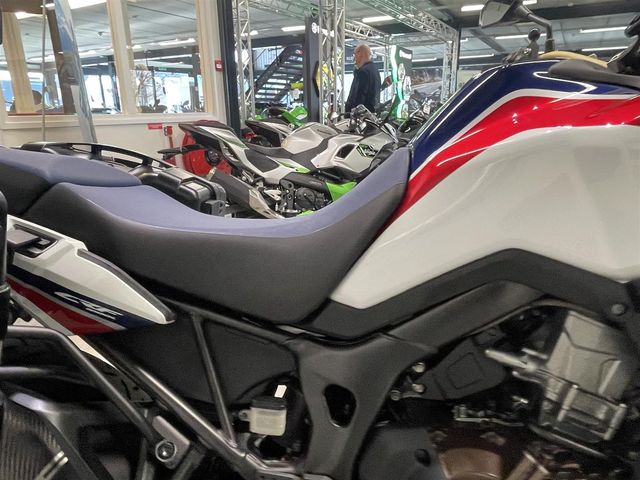 honda - crf-1000-l-africa-twin-dct