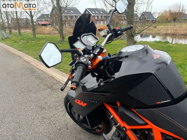 ktm - 1290-super-duke-r