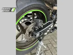 Kawasaki ZX 10R Ninja 2006 occasion – foto 7 van 11