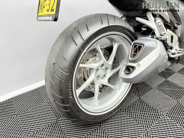 honda - vfr-1200-f