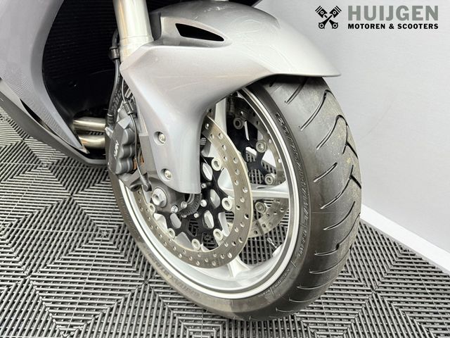 honda - vfr-1200-f