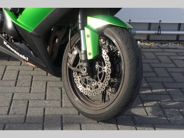 kawasaki - z-1000-sx-abs