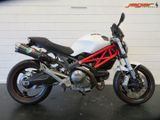DUCATI MONSTER 696