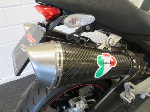 ducati - monster-696