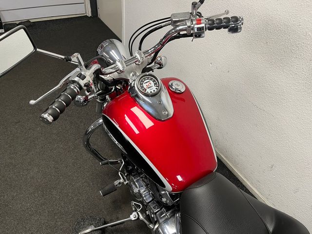 yamaha - xvs-650-dragstar