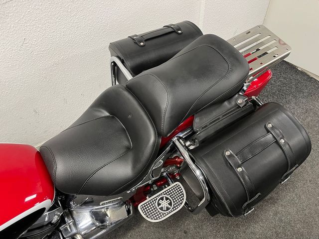 yamaha - xvs-650-dragstar