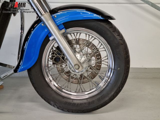 kawasaki - vn-800-classic