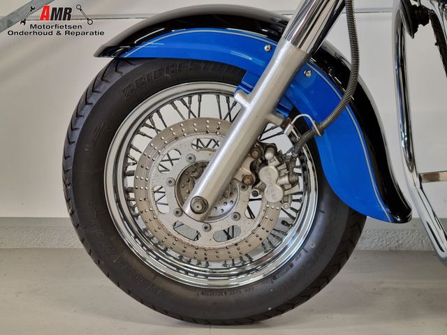 kawasaki - vn-800-classic