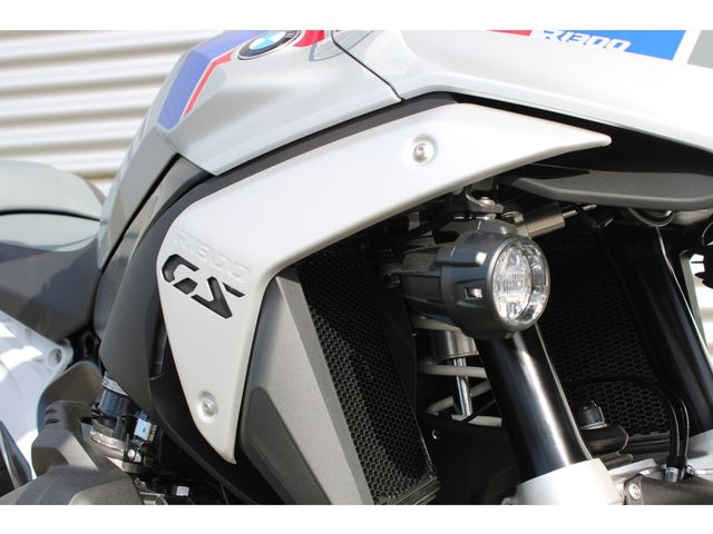 bmw - r-1300-gs-trophy