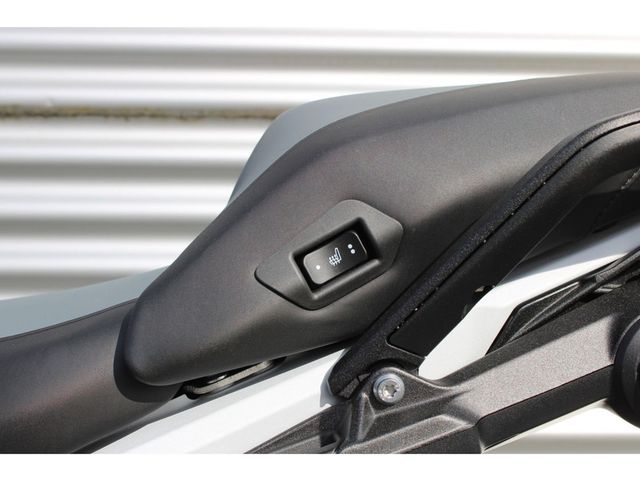 bmw - r-1300-gs-trophy