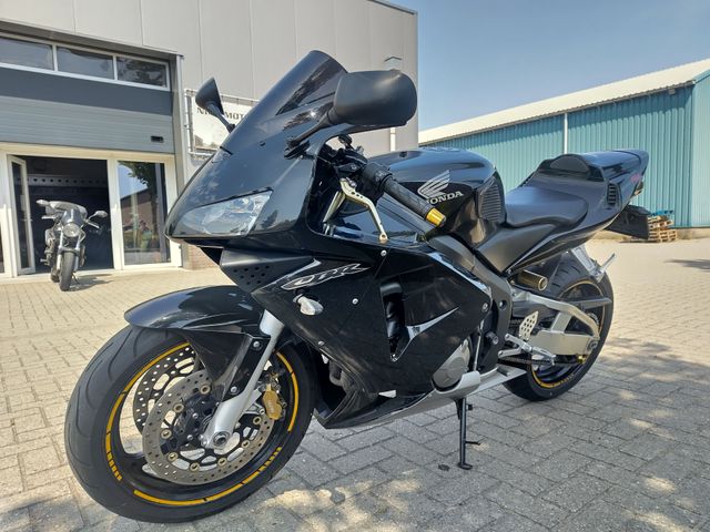 honda - cbr-600-rr