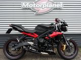 TRIUMPH STREET TRIPLE 675