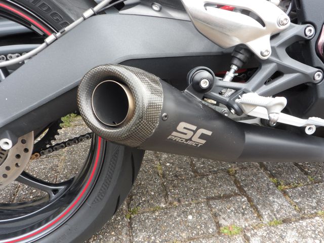 triumph - speed-triple-r