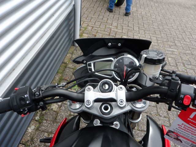 triumph - speed-triple-r