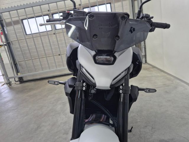 yamaha - mt-07-y-amt