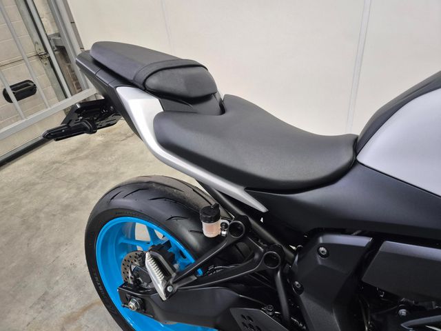 yamaha - mt-07-y-amt