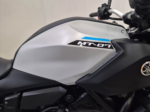 yamaha - mt-07-y-amt