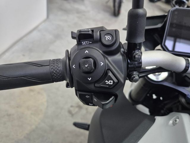 yamaha - mt-07-y-amt