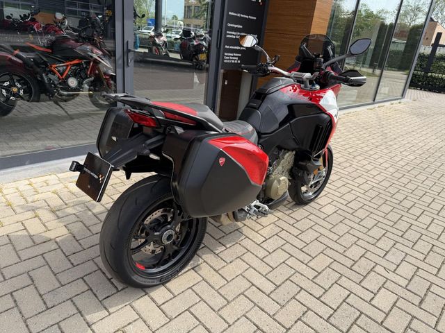 ducati - multistrada-v4-pikes-peak