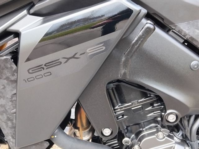 suzuki - gsx-s-1000