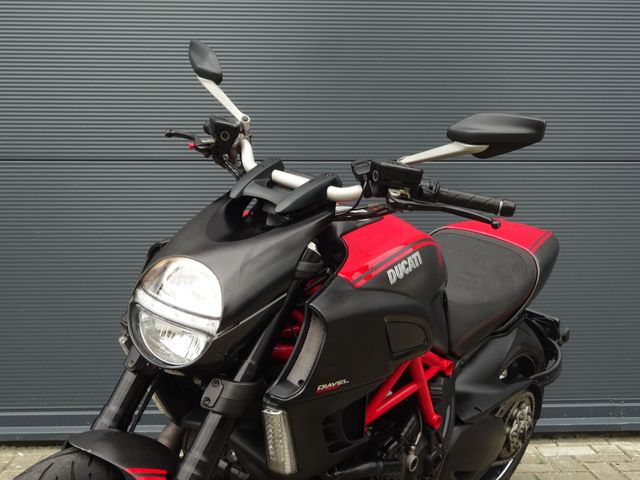 ducati - diavel-carbon