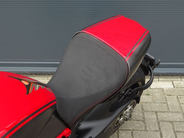 ducati - diavel-carbon