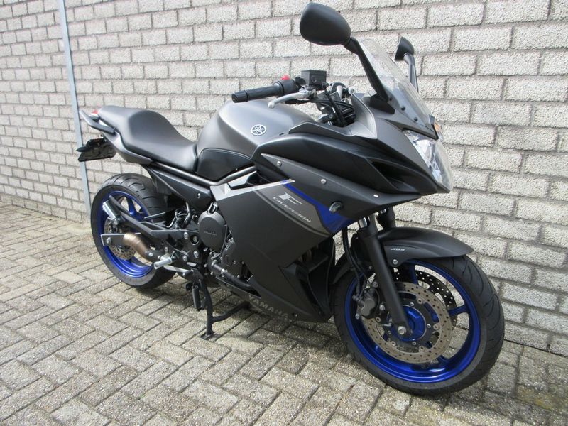 Yamaha XJ6 2013 occasion