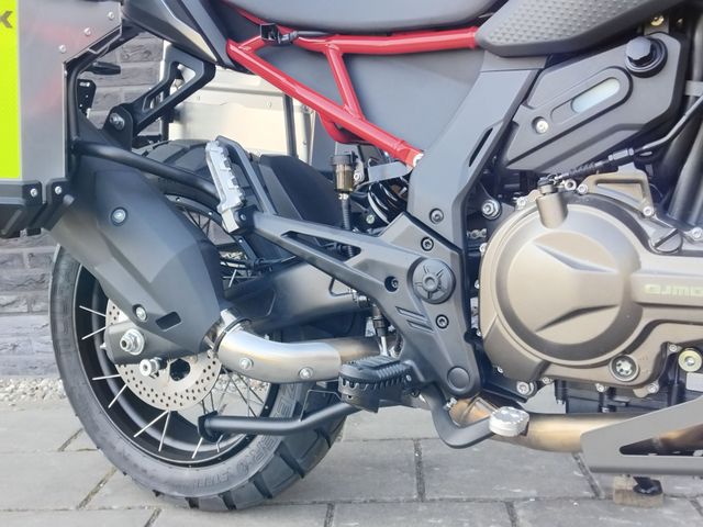 QJMOTOR - srt-600-sx-touring